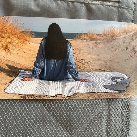 UGG Other Nwt Ugg Mischa Outdoor Blanket Waterresistant Fabric